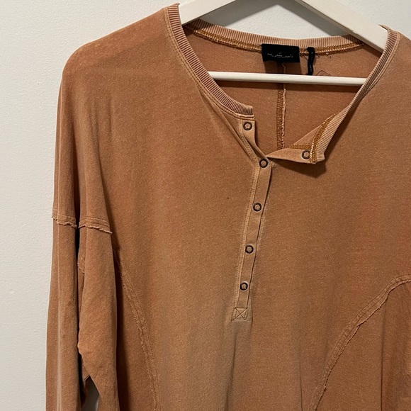 Urban Outfitters Oversized Henley Top - Picture 3 of 10